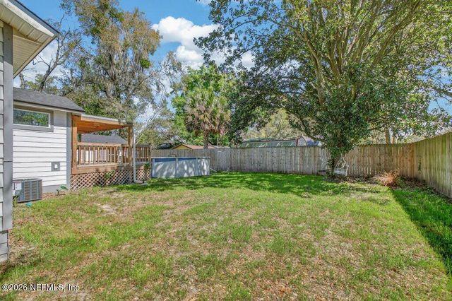 9049 JACKSON Avenue, Jacksonville, FL 32208