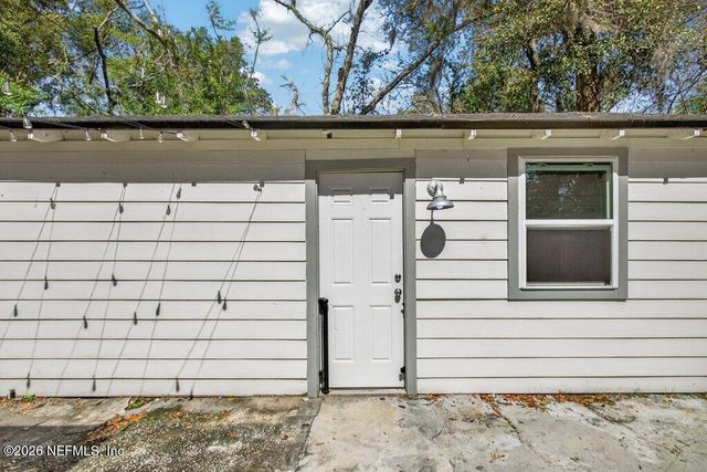 9049 JACKSON Avenue, Jacksonville, FL 32208