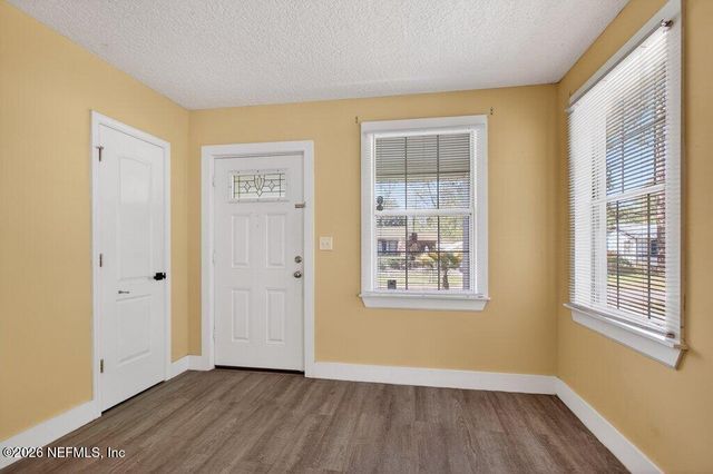 9049 JACKSON Avenue, Jacksonville, FL 32208