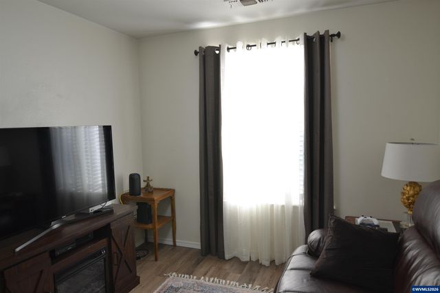 450 St Clair Wy, Eagle Point, OR 97524