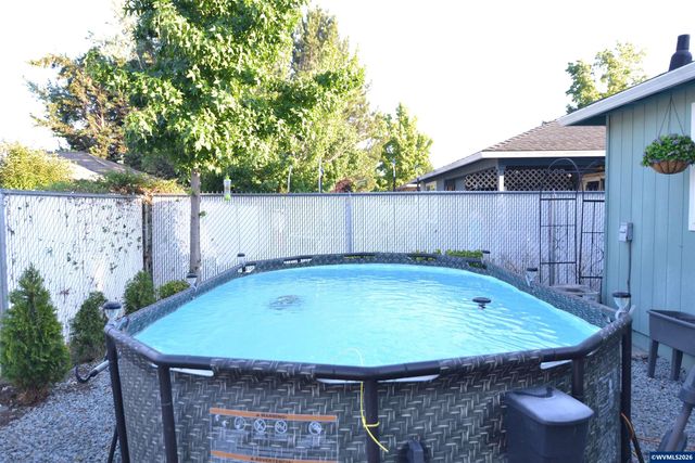 450 St Clair Wy, Eagle Point, OR 97524