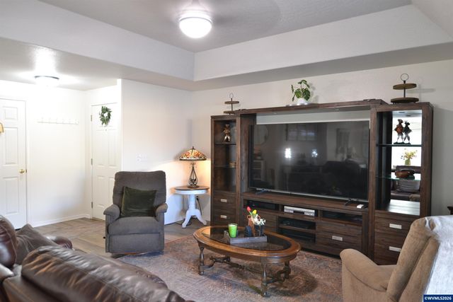 450 St Clair Wy, Eagle Point, OR 97524