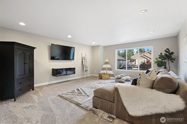 9357 221st Place NE, Redmond, WA 98053