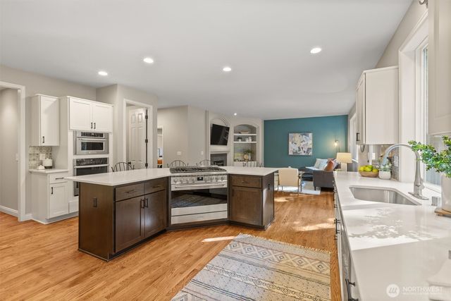9357 221st Place NE, Redmond, WA 98053