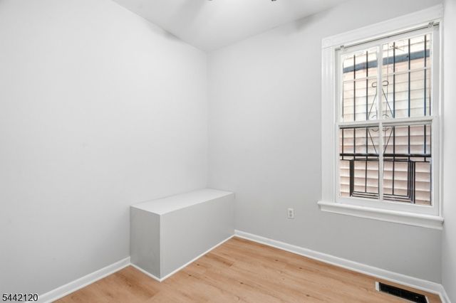 279 N 4Th St, Paterson City, NJ 07522