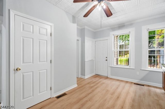 279 N 4Th St, Paterson City, NJ 07522