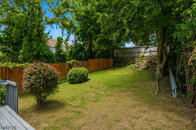 279 N 4Th St, Paterson City, NJ 07522