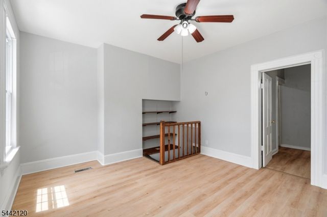 279 N 4Th St, Paterson City, NJ 07522