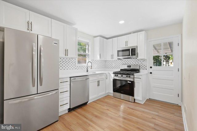 1714 WYCLIFFE AVE, Parkville, MD 21234