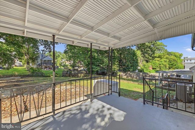 1714 WYCLIFFE AVE, Parkville, MD 21234
