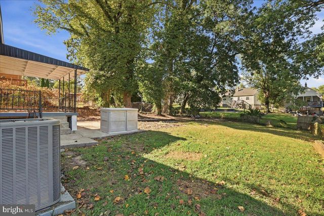 1714 WYCLIFFE AVE, Parkville, MD 21234