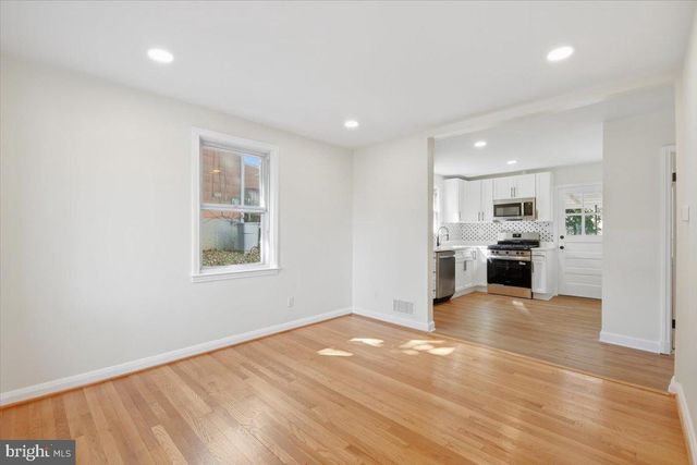 1714 WYCLIFFE AVE, Parkville, MD 21234