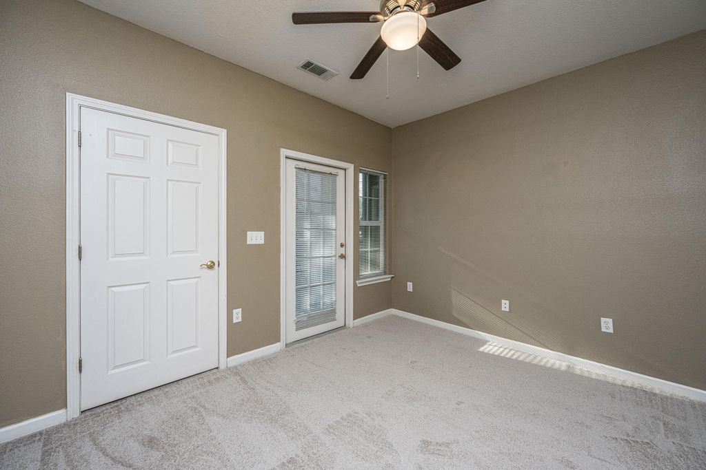 Image 17 of property listing at 1313 Telfair Way, Charleston, SC 29412