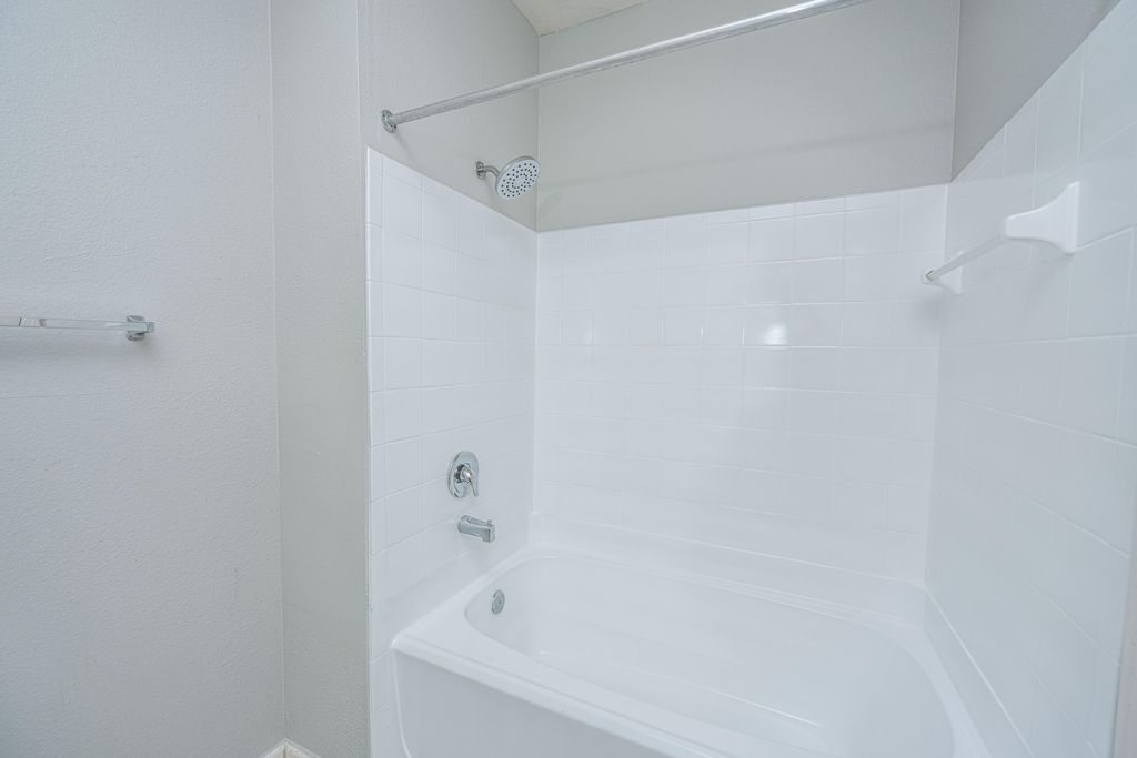 Image 20 of property listing at 1313 Telfair Way, Charleston, SC 29412