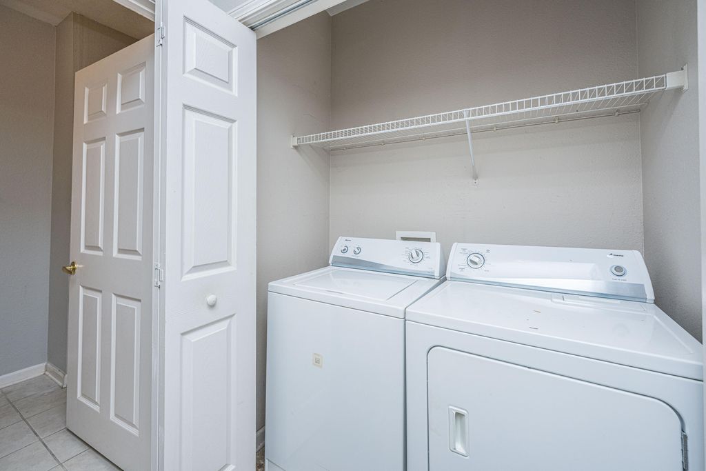 Image 22 of property listing at 1313 Telfair Way, Charleston, SC 29412