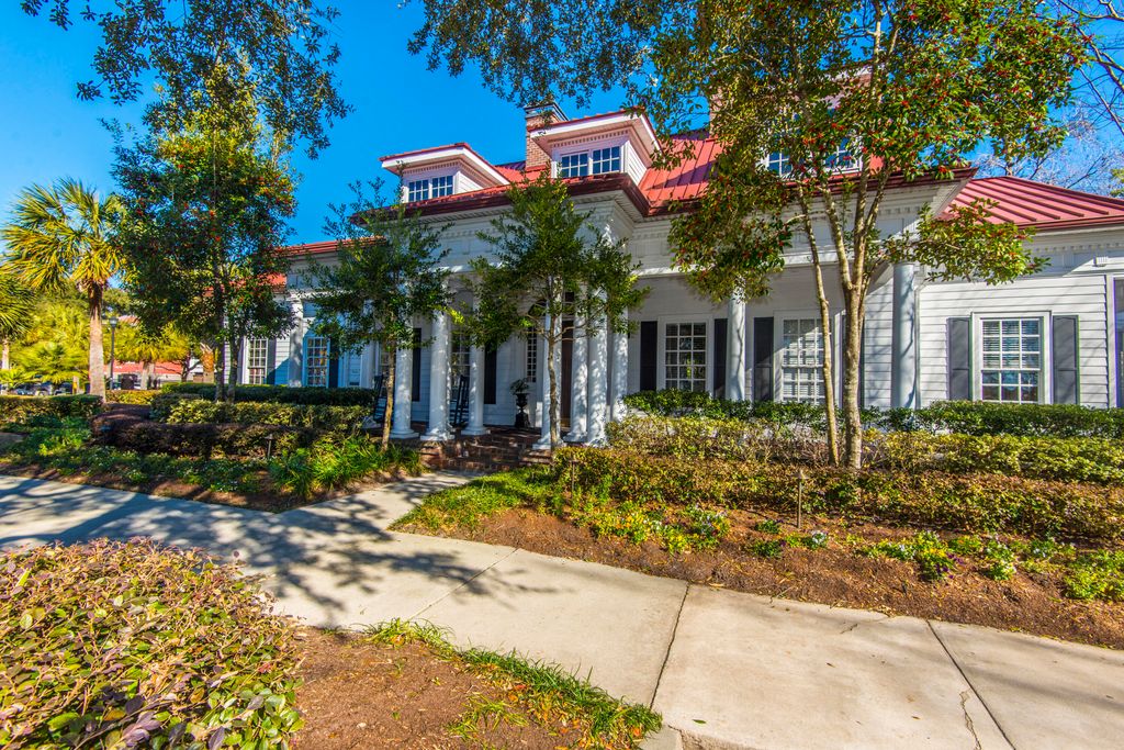 Image 25 of property listing at 1313 Telfair Way, Charleston, SC 29412