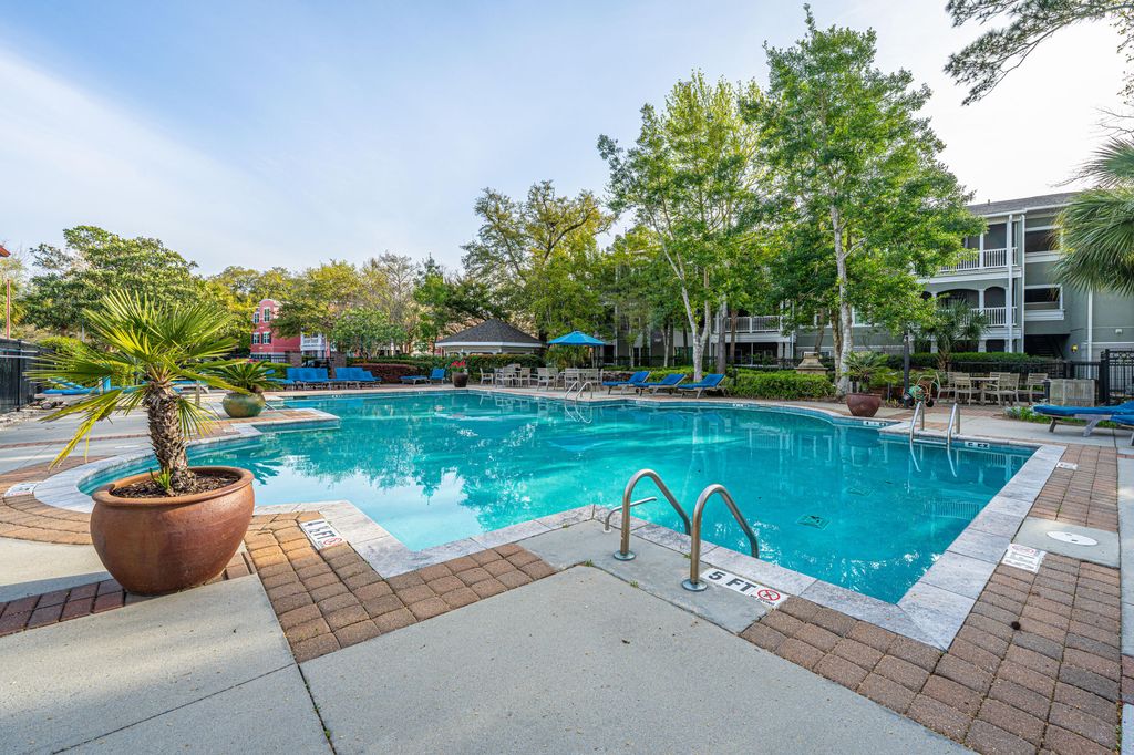 Image 26 of property listing at 1313 Telfair Way, Charleston, SC 29412