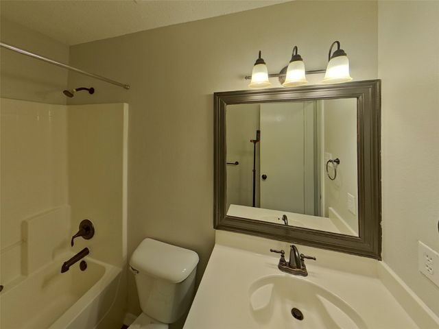 1415 Lochspring Drive, Rockwall, TX 75032