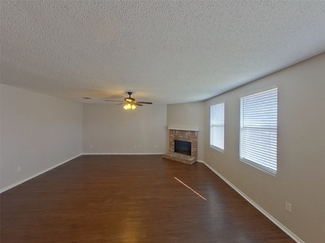 1415 Lochspring Drive, Rockwall, TX 75032