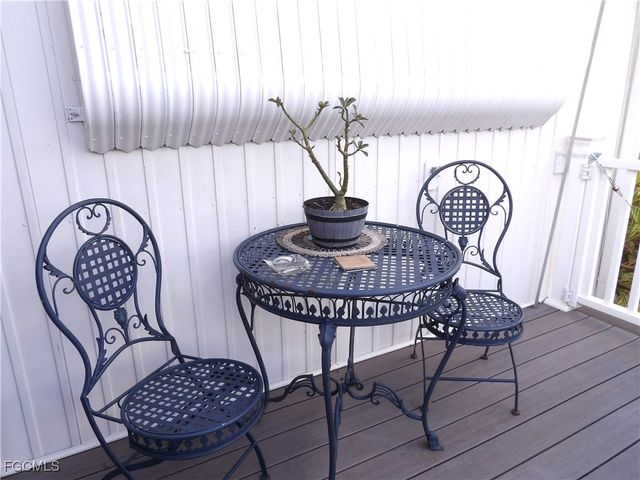 838 Hollyberry CT, North Fort Myers, FL 33917