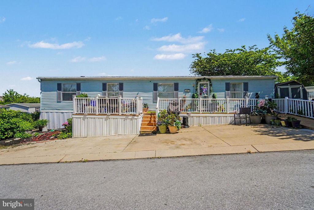 29 KATHERINE AVE, Lebanon, PA 17042