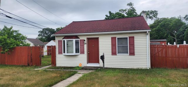 79 Commack Road, North Babylon, NY 11703
