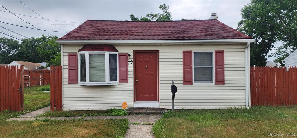 79 Commack Road, North Babylon, NY 11703