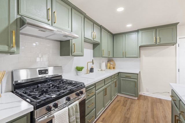 1317 S Spruce Street, Tulare, CA 93274