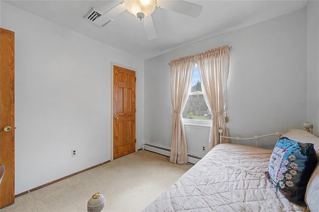 6 Adams Court, Monroe, NY 10950