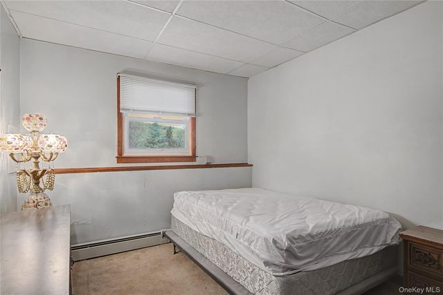 6 Adams Court, Monroe, NY 10950