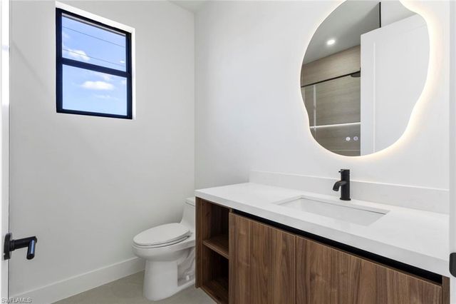 2328 NW 8th PL, Cape Coral, FL 33993