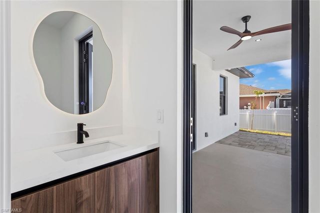 2328 NW 8th PL, Cape Coral, FL 33993