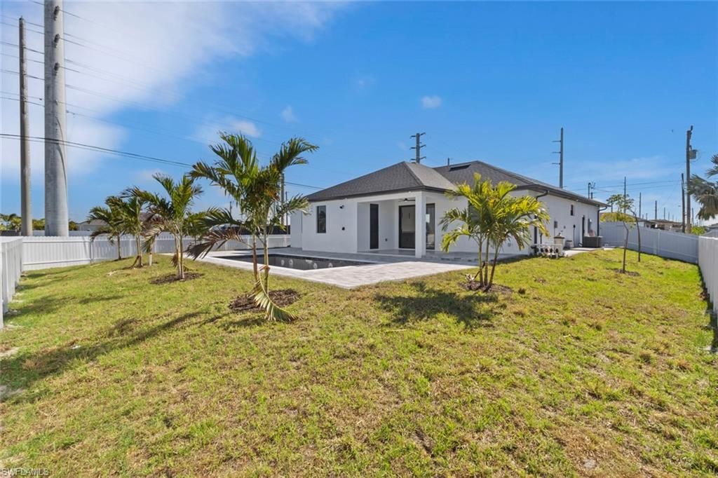 Image 36 of property listing at 2328 NW 8th PL, Cape Coral, FL 33993