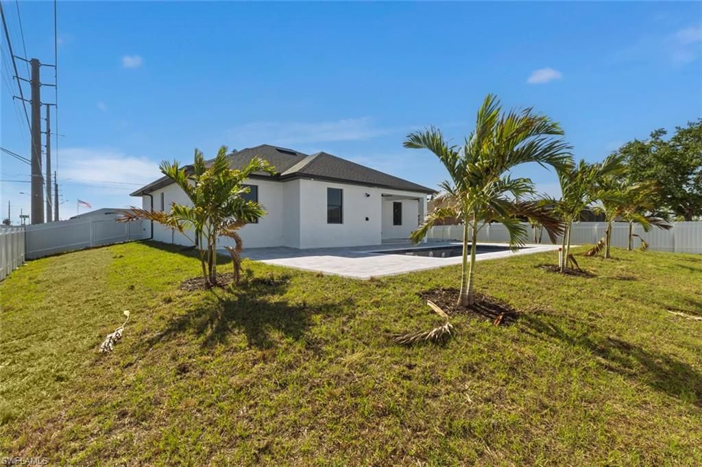 Image 37 of property listing at 2328 NW 8th PL, Cape Coral, FL 33993