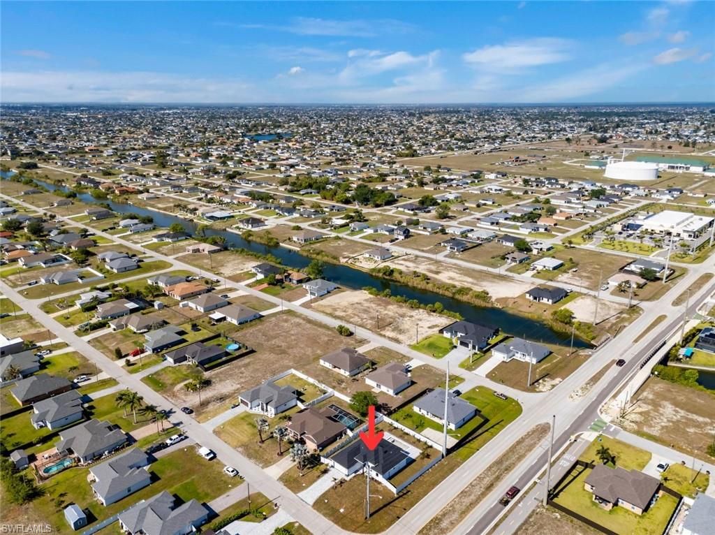 Image 39 of property listing at 2328 NW 8th PL, Cape Coral, FL 33993