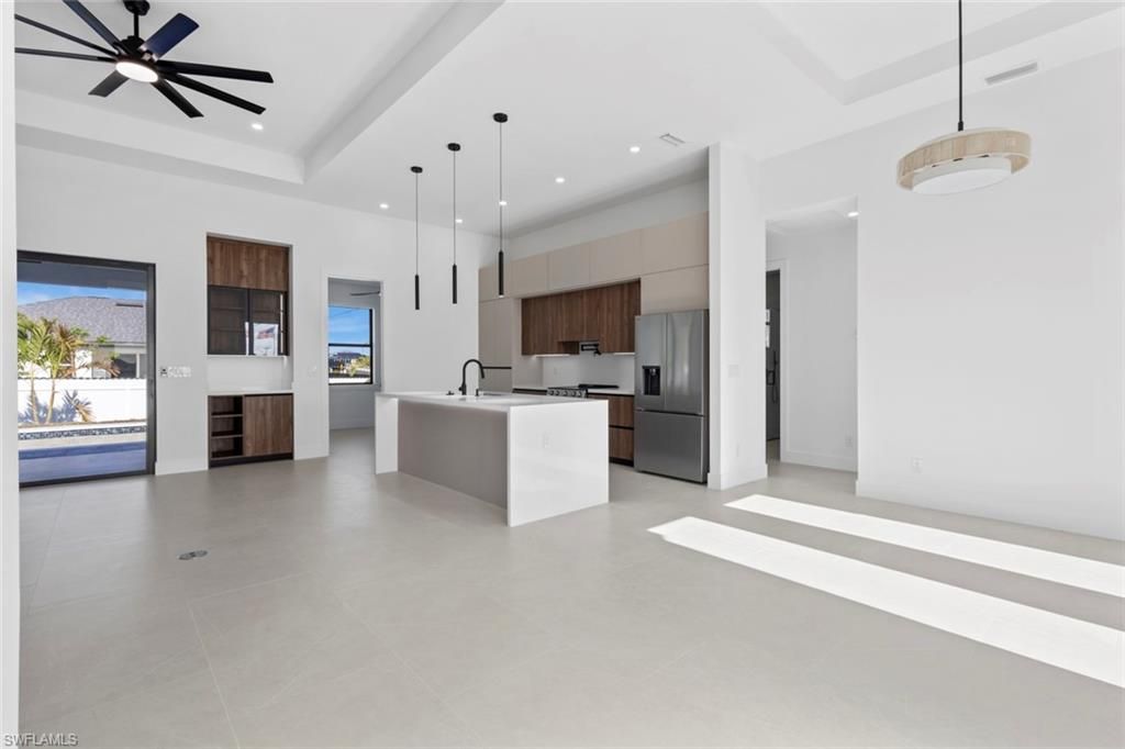 Image 8 of property listing at 2328 NW 8th PL, Cape Coral, FL 33993