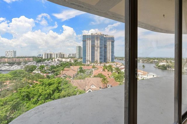 19355 Turnberry Way 8B, Aventura, FL 33180