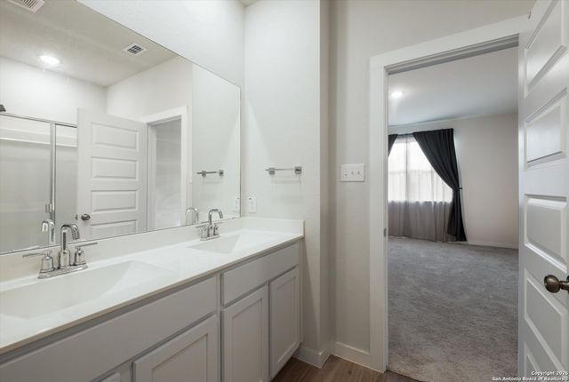 5327 Tourmaline Loop, San Antonio, TX 78222