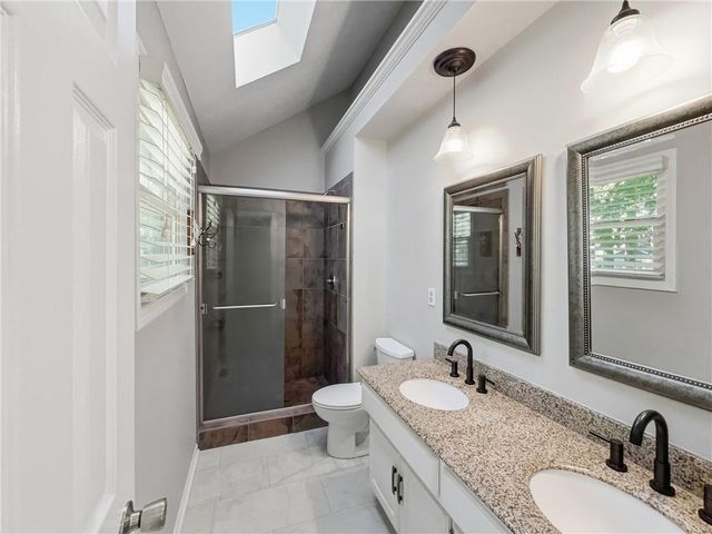 6901 N Lydia Avenue, Gladstone, MO 64118