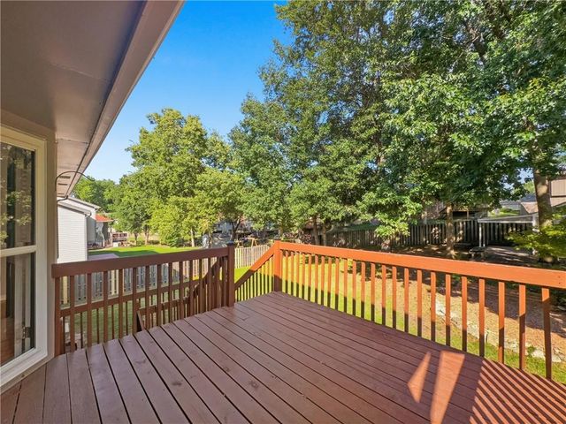 6901 N Lydia Avenue, Gladstone, MO 64118