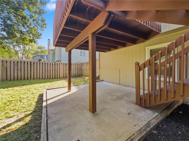 6901 N Lydia Avenue, Gladstone, MO 64118