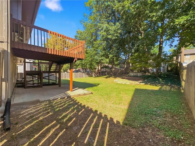 6901 N Lydia Avenue, Gladstone, MO 64118