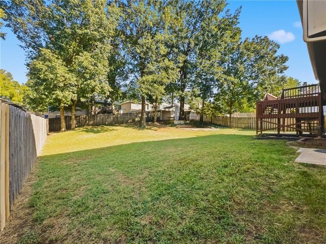 6901 N Lydia Avenue, Gladstone, MO 64118