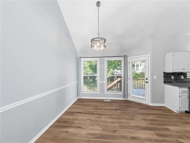 6901 N Lydia Avenue, Gladstone, MO 64118