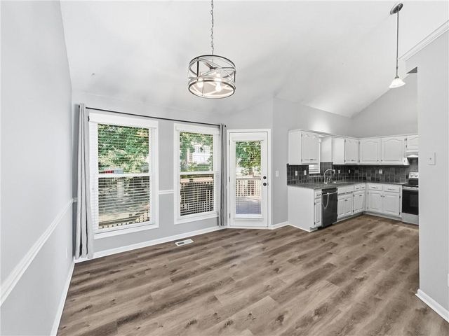 6901 N Lydia Avenue, Gladstone, MO 64118
