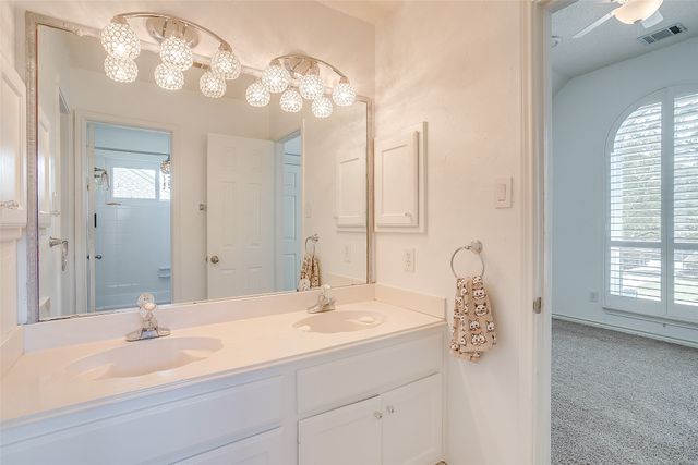 2800 Rosecliff Terrace, Grapevine, TX 76051
