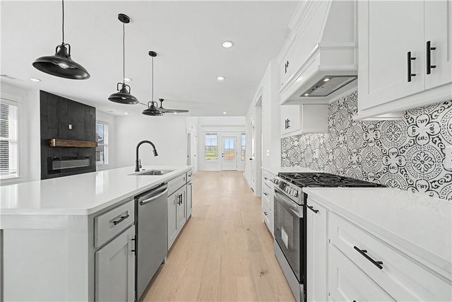 6703 High Meadow Boulevard, Bentonville, AR 72713