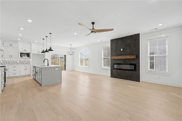 6703 High Meadow Boulevard, Bentonville, AR 72713