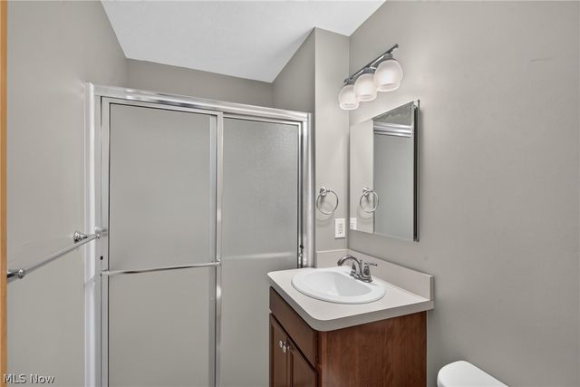 13700 Indian Creek Drive, Middleburg Heights, OH 44130