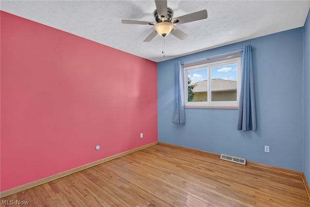 13700 Indian Creek Drive, Middleburg Heights, OH 44130